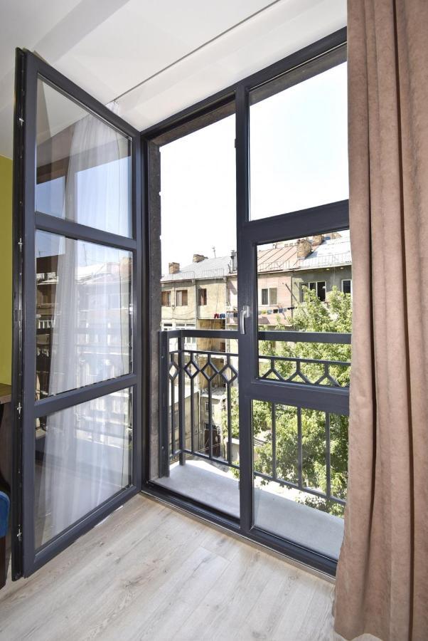 Home4You Apartments On Koghbatsi يريفان المظهر الخارجي الصورة